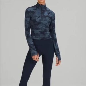 Lululemon Athletica Blue Camo Quarter-Zip Pullover, Size 6